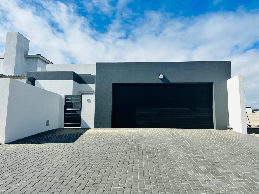 3 Bedroom Property for Sale in Sandown Western Cape
